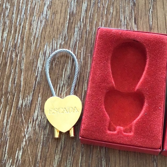 Escada key chain - Picture 2 of 2
